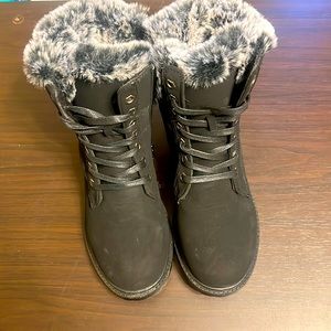 Forever 21 black boots